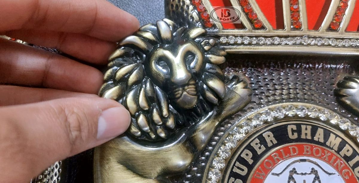 6 WBA Super Burned Lion championship belt replica, full-length view